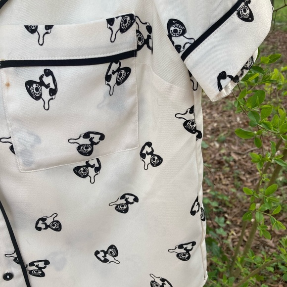 Forever 21 Contemporary CS Button Down Telephone - Picture 3 of 16